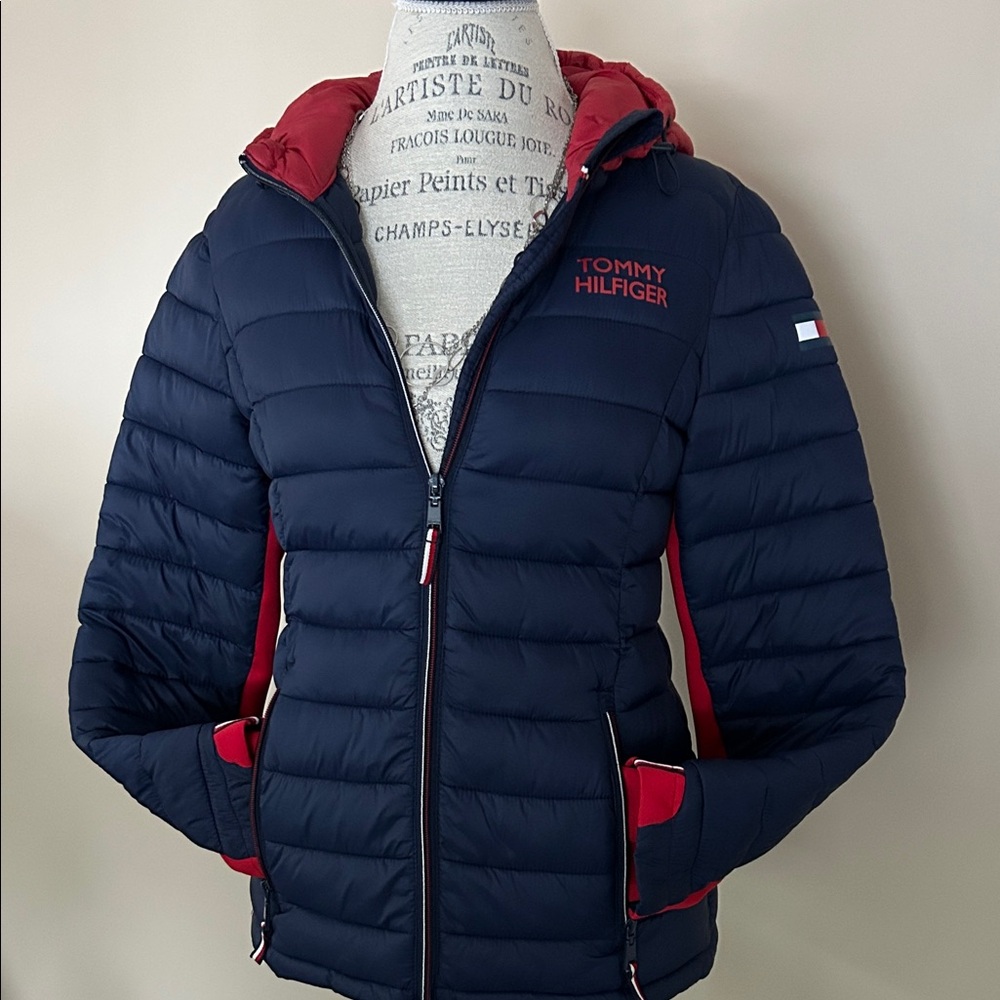 Hooded Puffer Jacket, Navy & Red (size small)